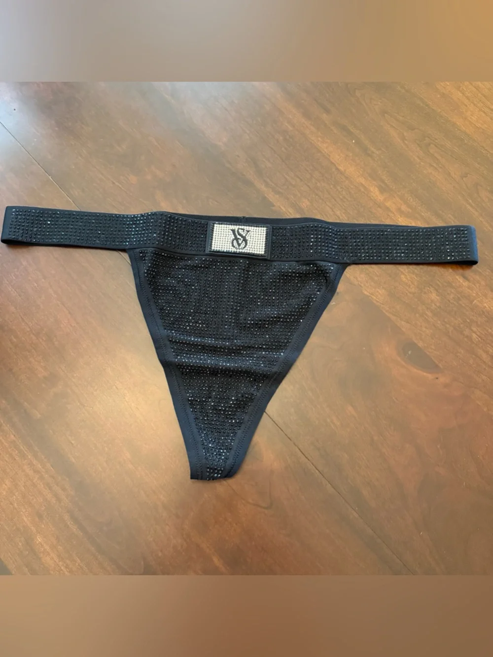 Victoria secret Shine V-String Panty NWT Size L - Picture 2 of 6